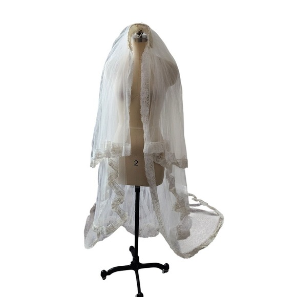 60s Headband Cathedral Wedding Veil 107in Long Lace with Blusher Heirloom bridal - Picture 8 of 16